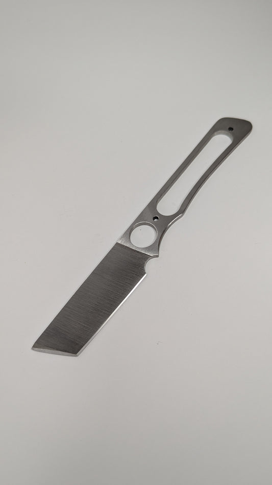 Fixed Blade Hunter (Tanto, Small)